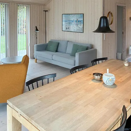 Vakantiehuis Beautiful In With Wifi Gilleleje